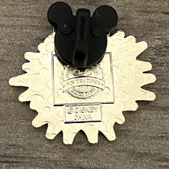 Disney Parks 2010 Collection Blue Starburst Splash (set of 2) Goofy & Pluto Pins - Picture 7 of 7